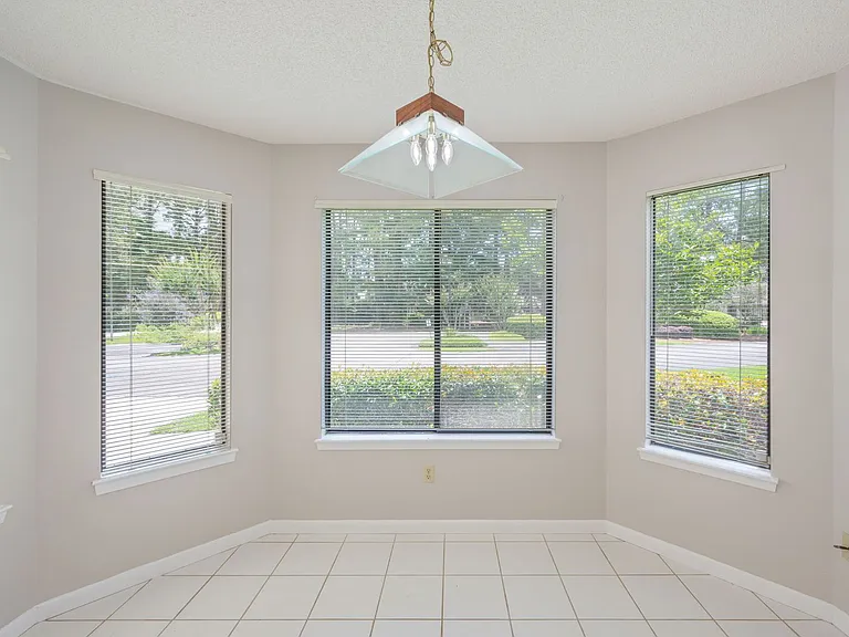1219 Oakmont Dr — Photo 20
