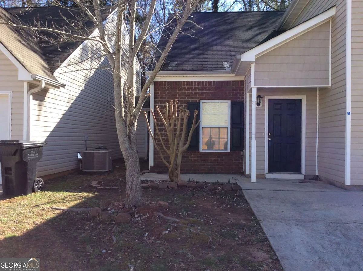 Building Photo - 273 Lossie Ln