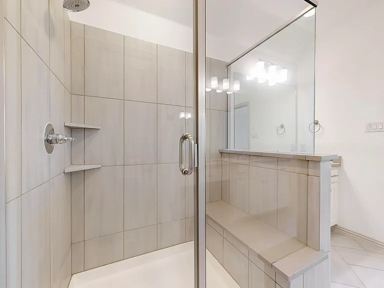 4325 Oliver Dr — Photo 6
