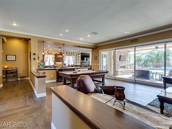 5th image of 361 Hedgehope Dr
