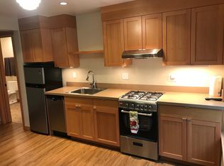 2707 SE Long St APT 4, Portland, OR