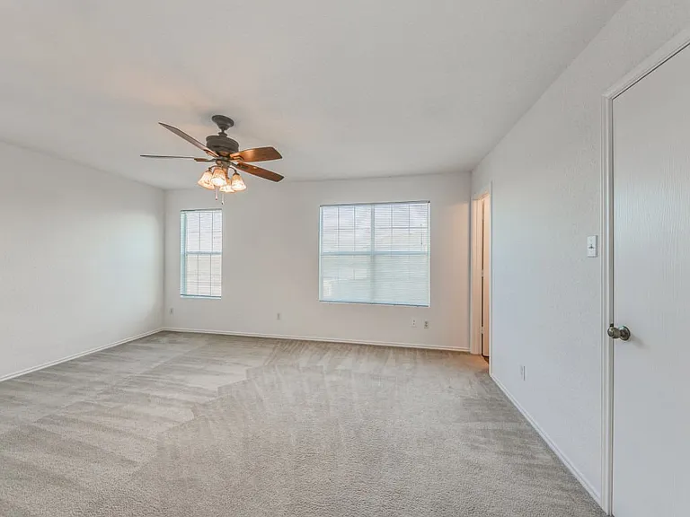 7315 Booker Bay — Photo 9