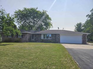 N8078 Maass Rd, Seymour, WI 54165