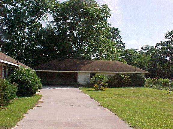 2nd image of 1346 Breaux Bridge Sr High Rd
