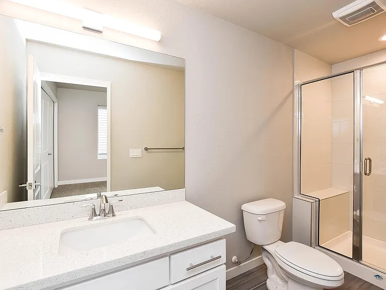 Lower floor bathroom