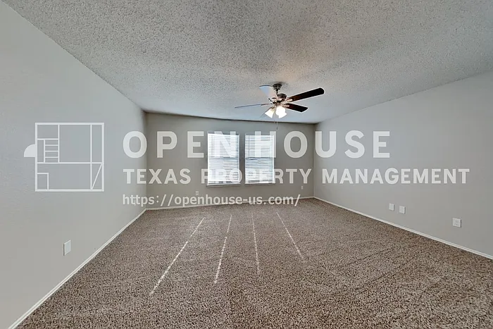 1108 Halifax Ln — Photo 10