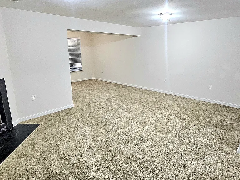 44 Bensmill Ct — Photo 21
