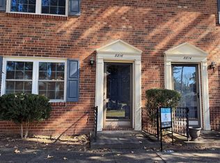 8816 Hunter Ridge Dr, Charlotte, NC 28226