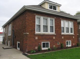 7953 S Woodlawn Ave, Chicago, IL