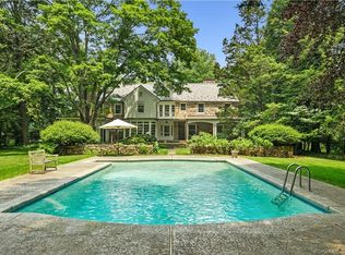 326 Wahackme Rd, New Canaan, CT 06840
