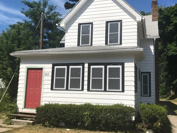 202 Cottage St, Rochester, NY 14608