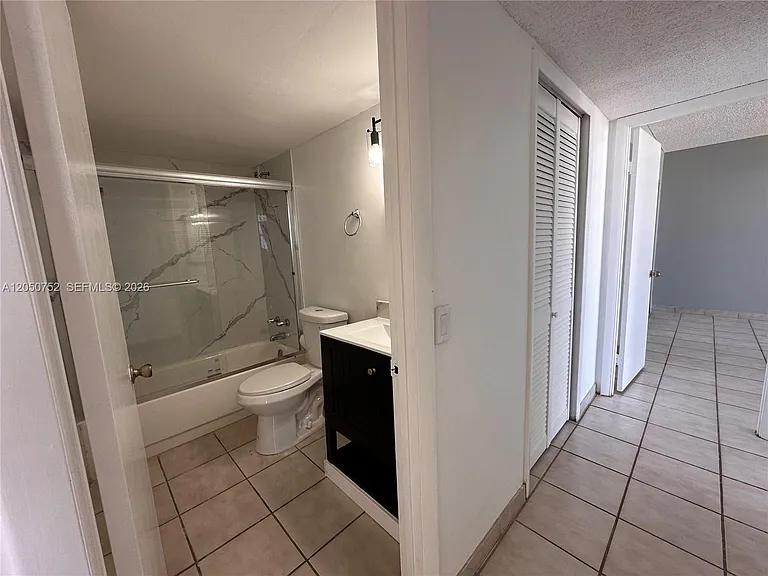 2025 NE 164th St #1008 — Photo 22
