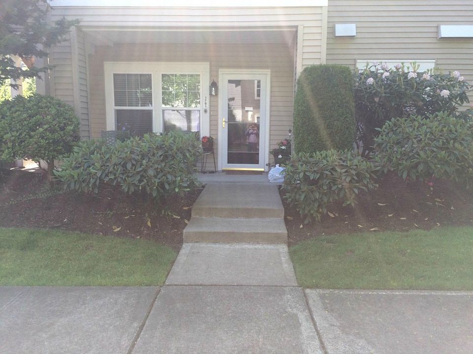 1st image of 1781 Kennedy Pl #B
