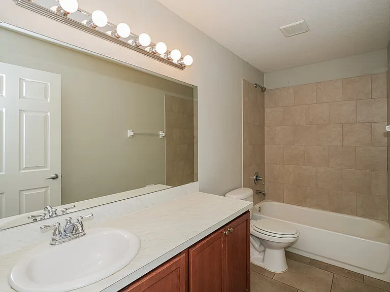 5062 Belmont Park Ln — Photo 15