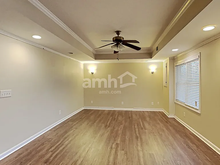 4524 Kingsgate Ct NW — Photo 22