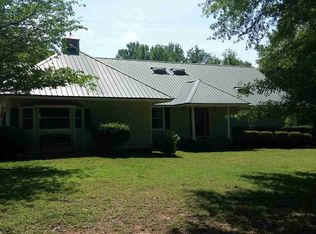 424 Lindsey Rd, Yatesville, GA 31097