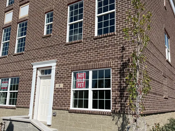 6 N Center St, Springfield, OH 45502