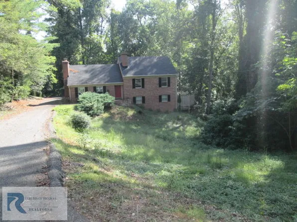 3708 Manton Dr, Lynchburg, VA 24503