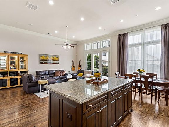 5th image of 2234 Lakeshore Edge Dr
