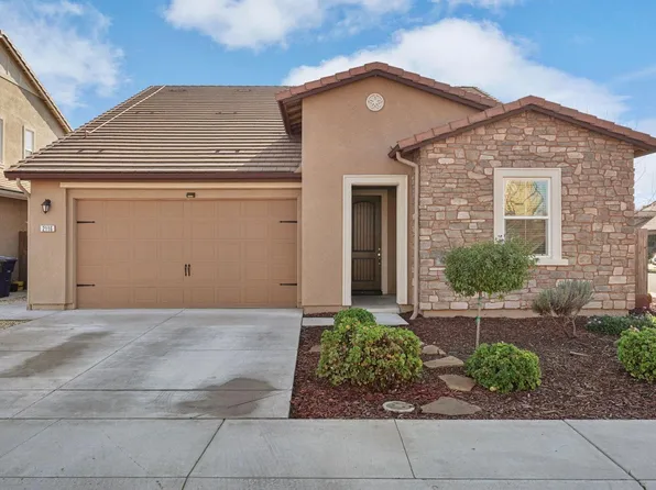 2116 Splendor Way, Modesto, CA 95357