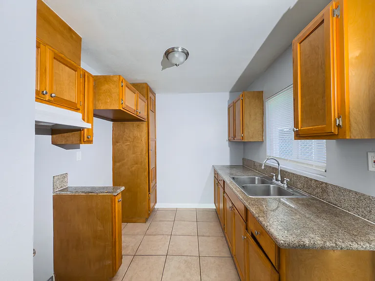 3581 Norton Ave #1 — Photo 15