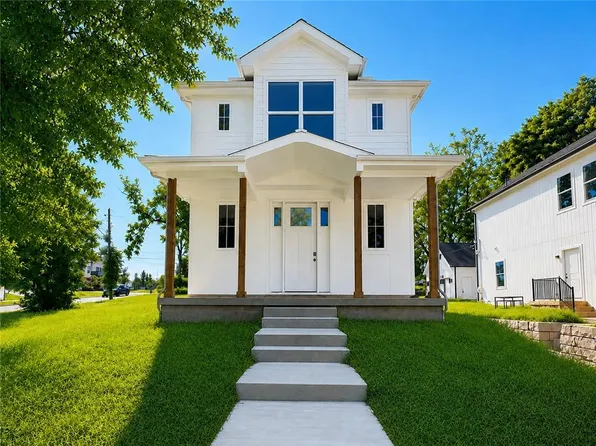 2844 Tracy Ave, Kansas City, MO 64109