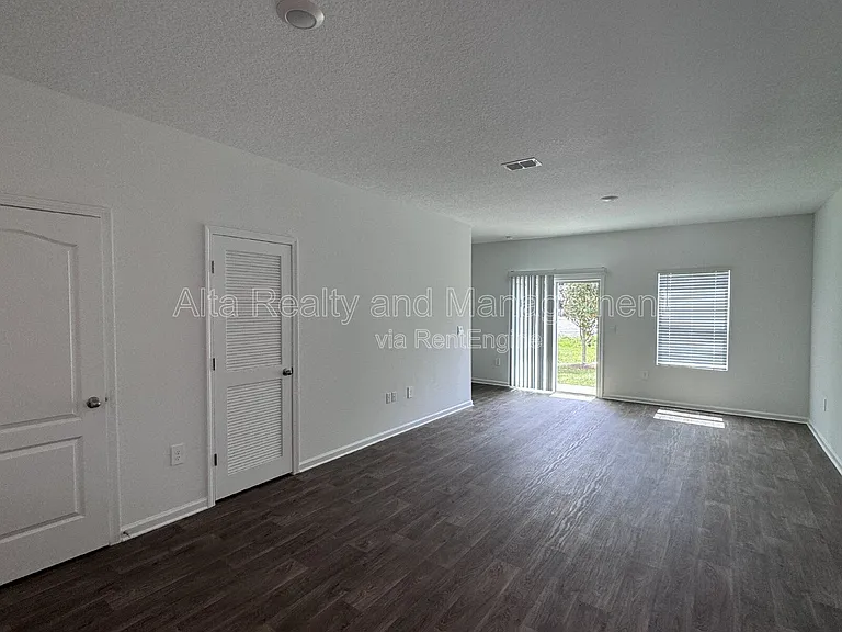 9048 Alpine Aster Rd — Photo 5
