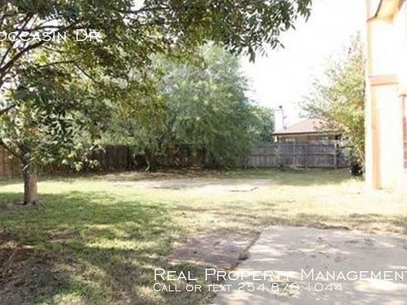 4th image of 600 Moccasin Dr