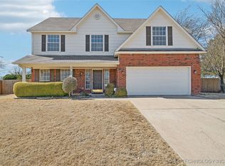 2108 W College St, Broken Arrow, OK 74012