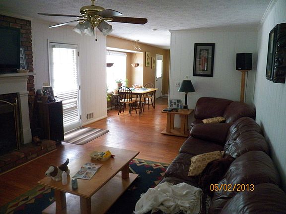 4th image of 2756 Tony Dr