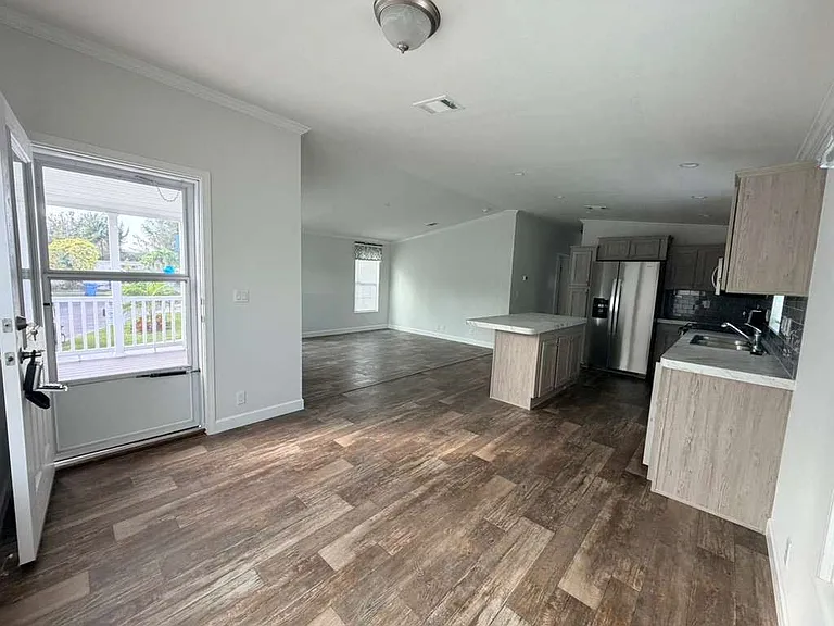 5257 SW 32nd St #2-30 — Photo 5