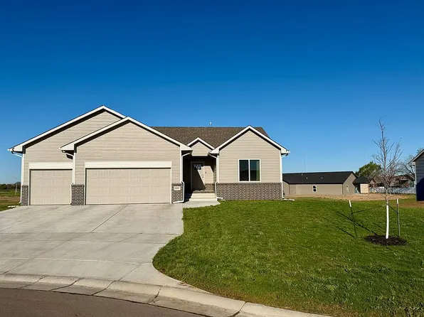 4355 N Rutgers Cir, Maize, KS 67101