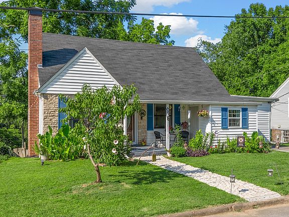 5th image of 603 Crestview Dr