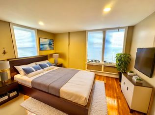 322A Saint Paul St #2, Brookline, MA 02446