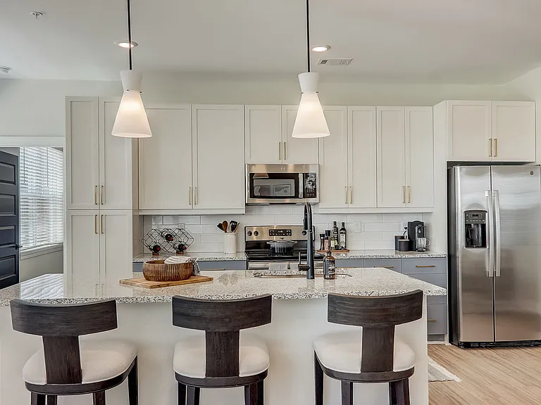 Birch Hill Apartments — Photo 39