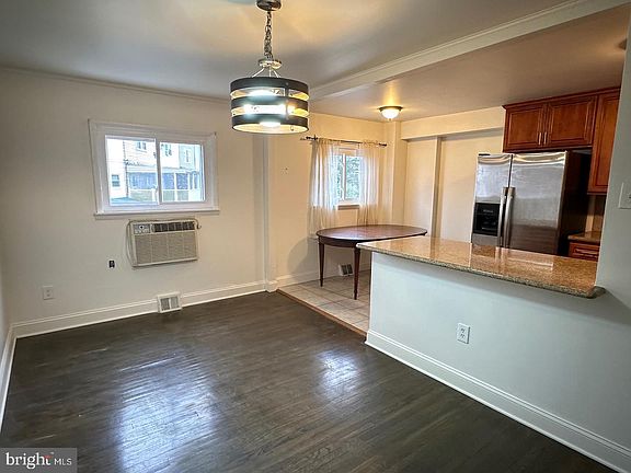 5th image of 4227 Greenmount Rd