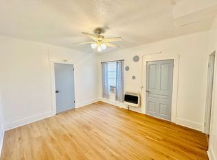 103 NW 10th St APT 2, Gainesville, FL 32601