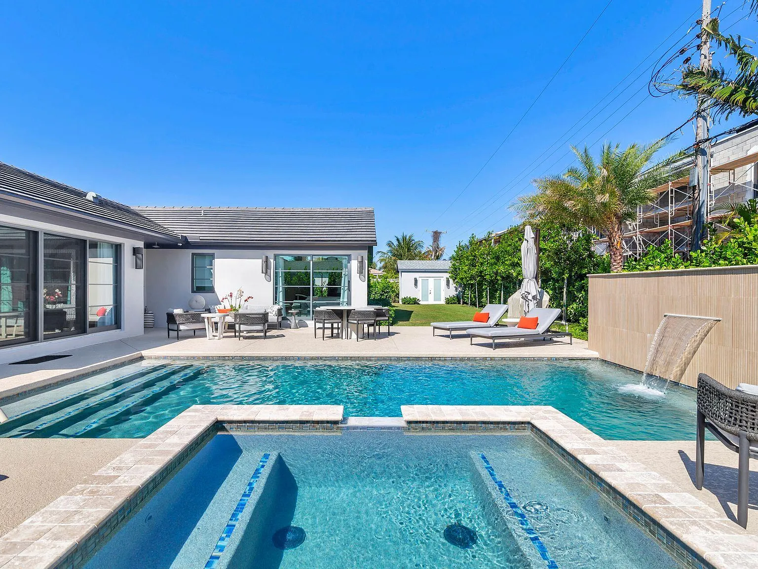 3 bed, 3.5 bath, 3101 sqft, $30,000 — Photo 3