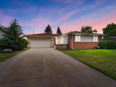 820 Woodland AVENUE, Port Washington, WI, 53074