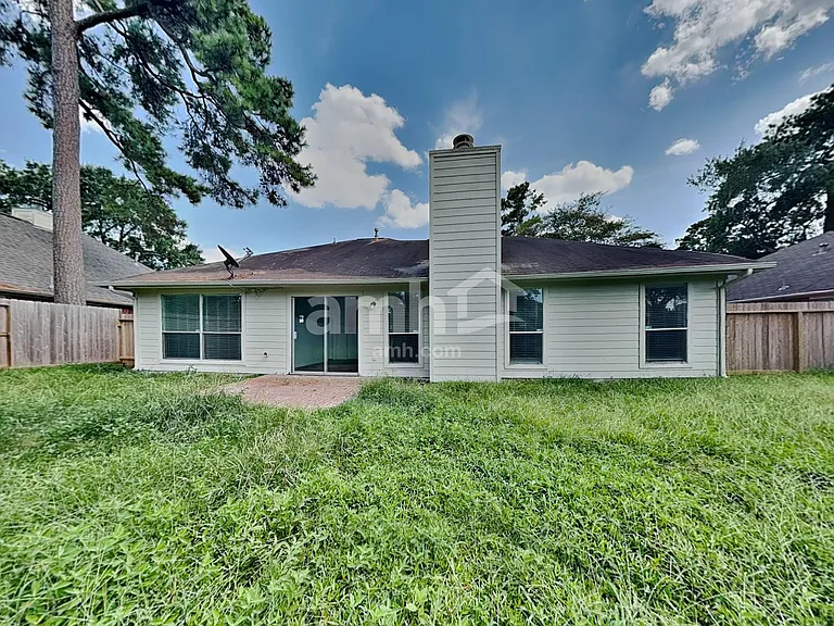 9710 Sundew Dr — Photo 18
