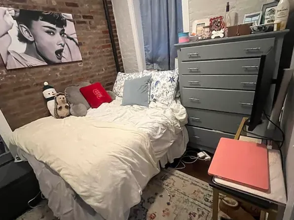 147 Avenue A image 3 of 7