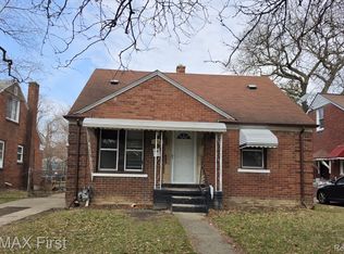 12717 Riad St, Grosse Pointe, MI