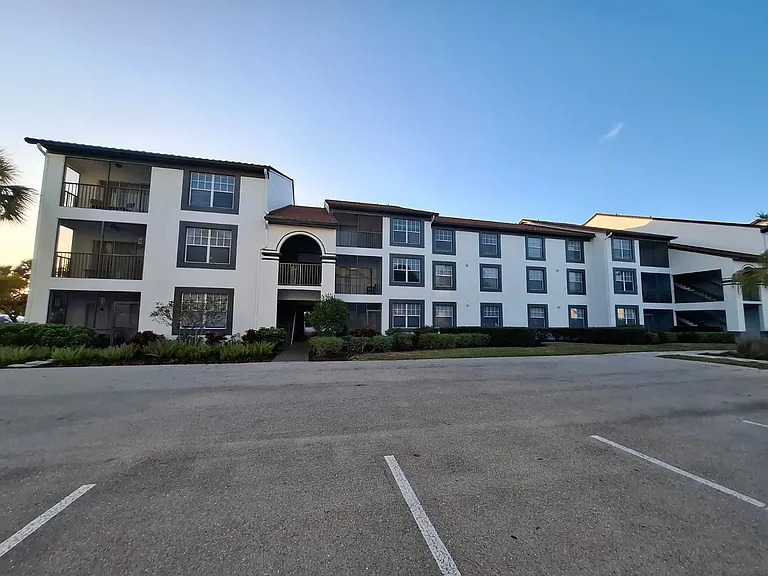 7915 Preserve Cir #234 — Photo 45