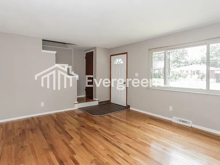 4293 Alex Ave — Photo 4