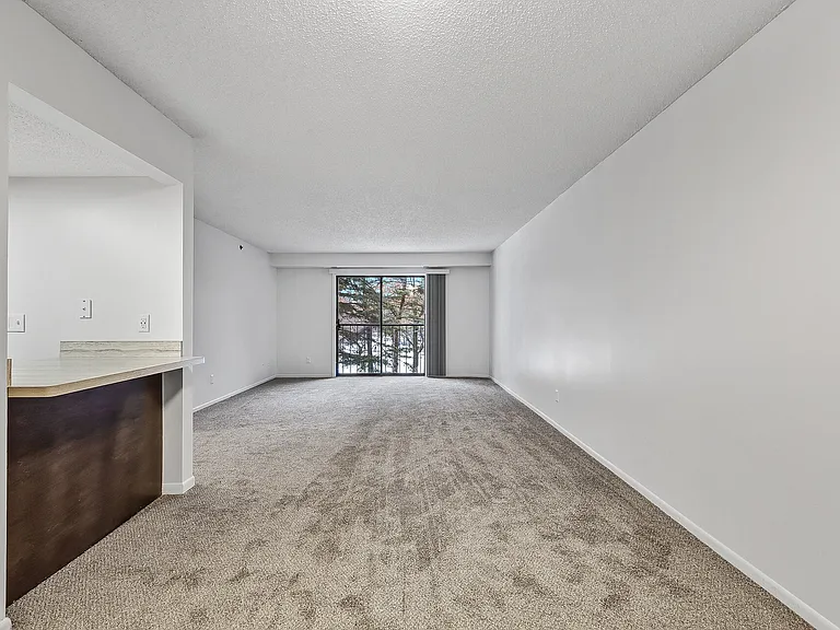 Oak Pointe Apartments — Photo 46