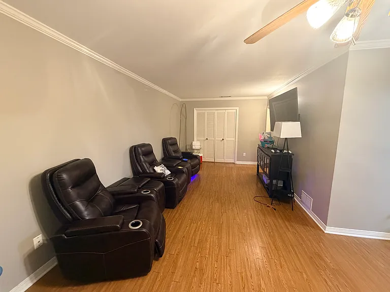 10014 Artesia Dr — Photo 5