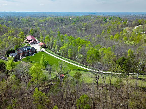 2nd image of 1700 Fox Dr