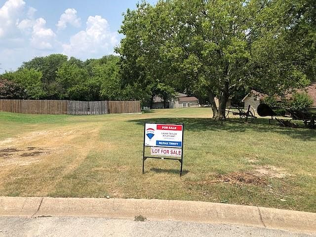 1st image of 8509 Treetop Ct