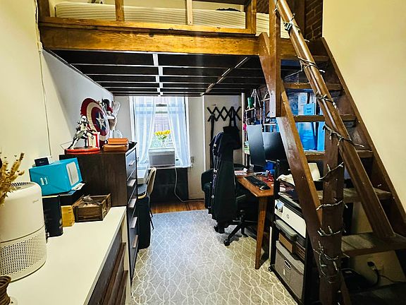 4th image of 11 W 82nd St APT 7