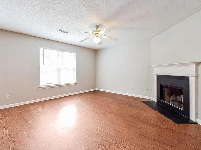 3038 Summer Breeze Dr — Photo 5